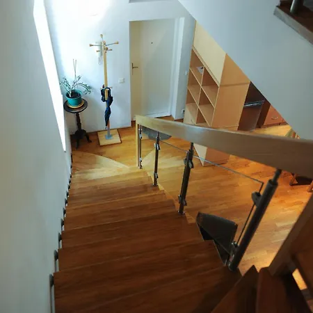 公寓 Location 3 Bedroom *