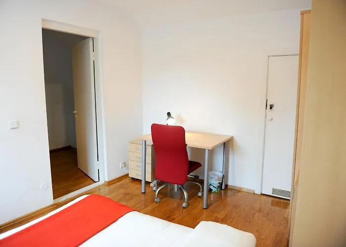 Location 3 Bedroom アパート