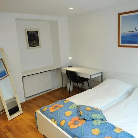 Location 3 Bedroom וילנה