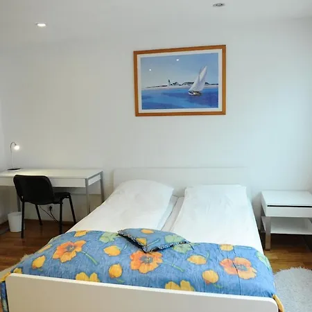 Location 3 Bedroom * Вільнюс