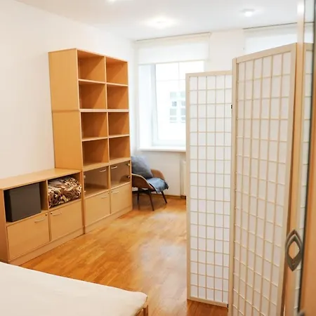 דירה Location 3 Bedroom וילנה