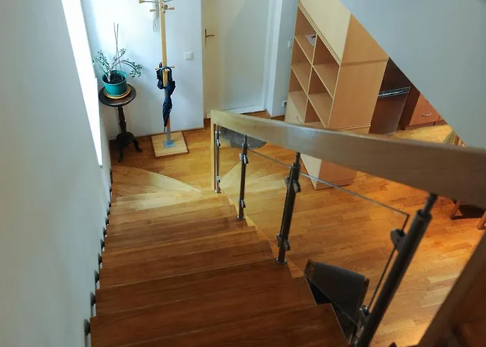 Lägenhet Location 3 Bedroom *