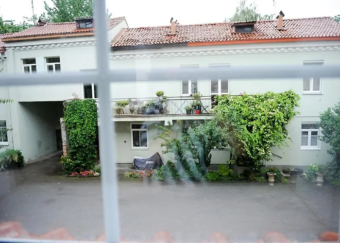 Location 3 Bedroom *