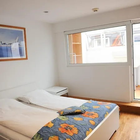 Location 3 Bedroom *